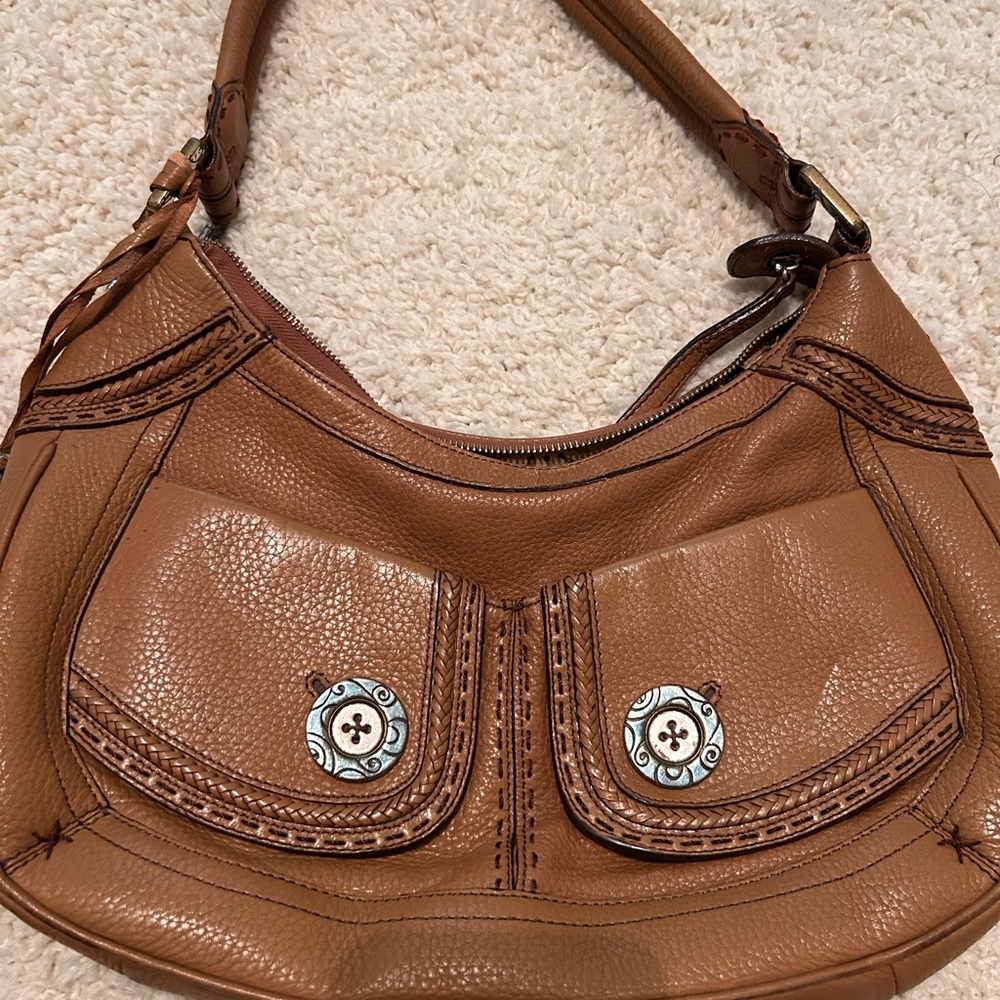 Elegant Tan Leather Brighton Shoulder Bag